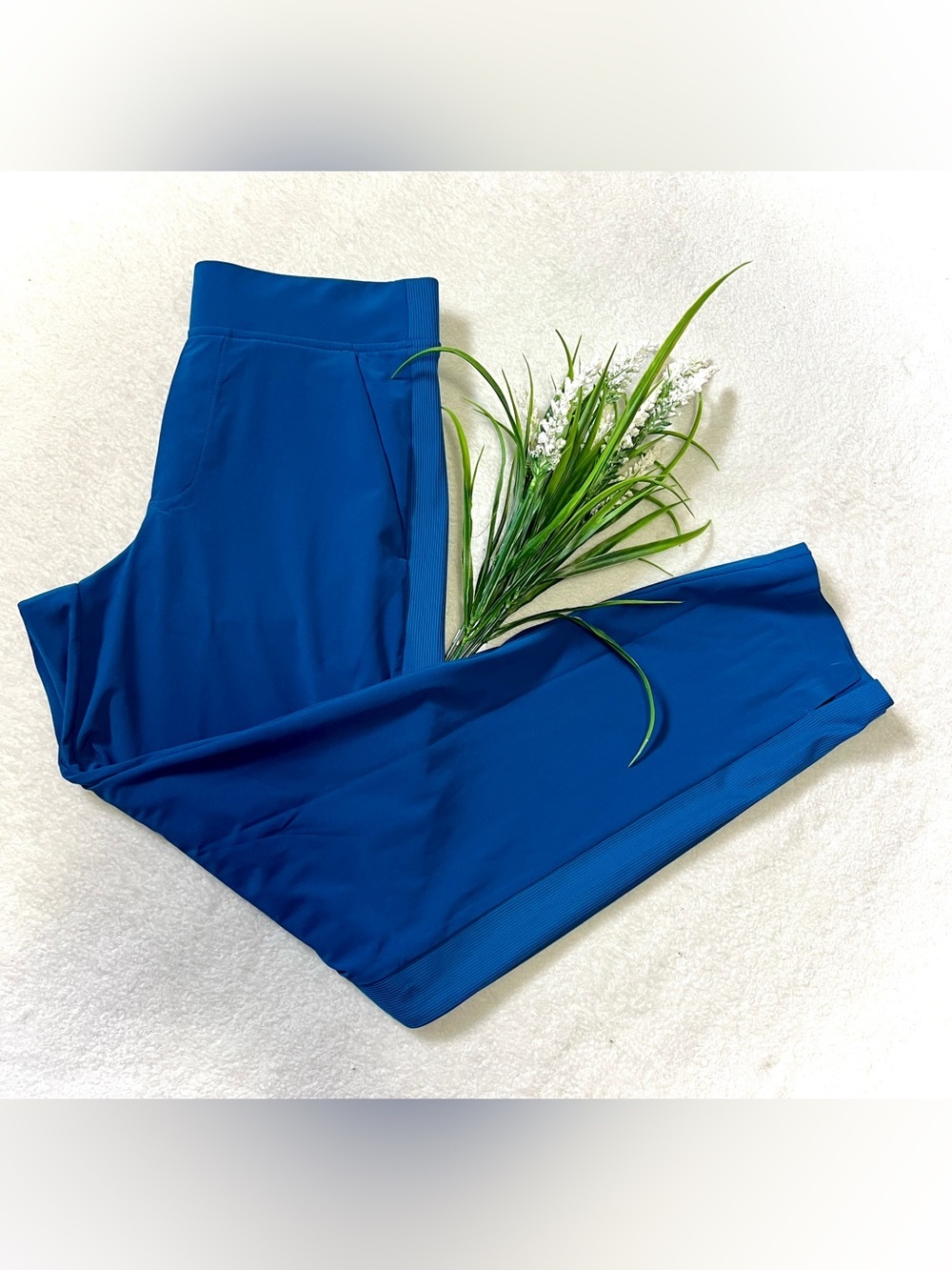 Athleta Teal Brooklyn Tapered Ankle Pant - Size 2 (28")
